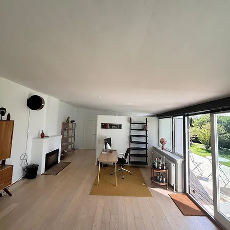 Villa Spacious With Beautiful Garden And Terrace *