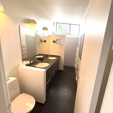 Spacious With Beautiful Garden And Terrace Villa