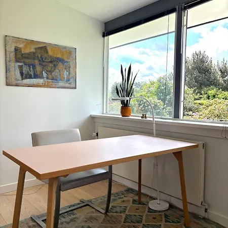 فيلة Spacious With Beautiful Garden And Terrace *